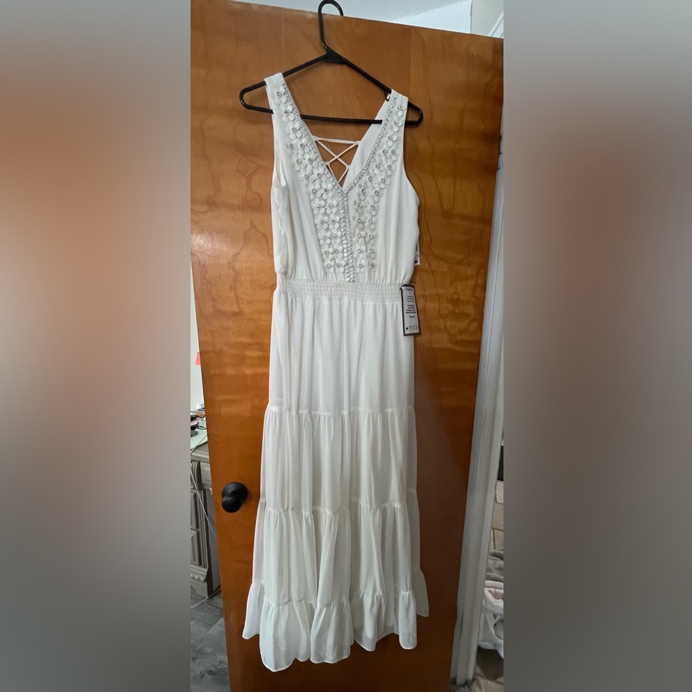 Stunning white dress
